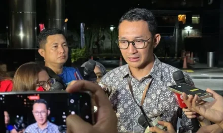 KPK Periksa Manajer Umum Telkomsel Kasus Mesin EDC Bank