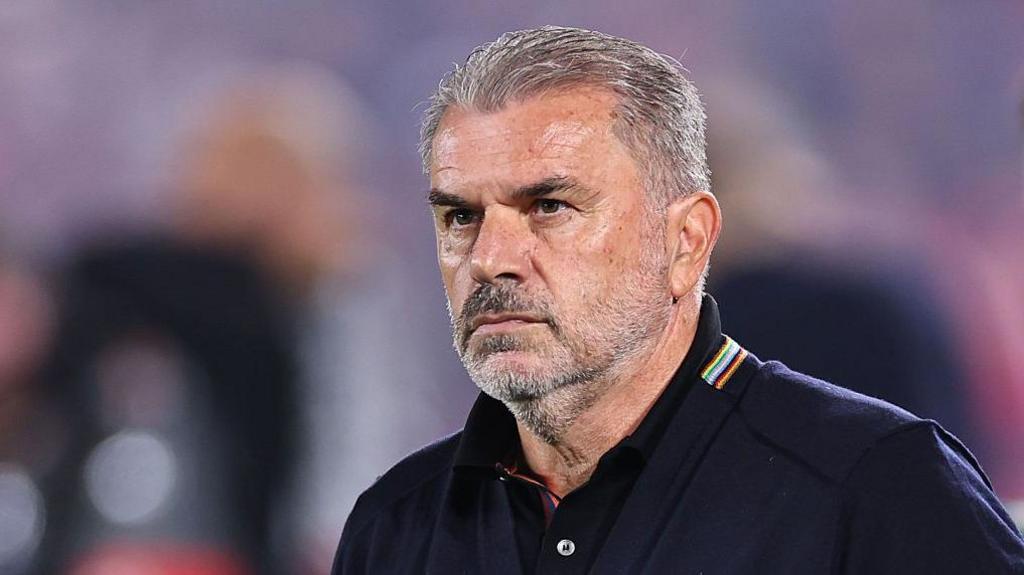 Ange Postecoglou Tuding Fulham Melakukan “Kecurangan”