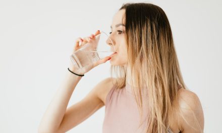 Tanda Tubuh Kekurangan Cairan Yang Wajib Dibatalkan Puasanya