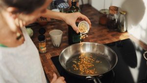 Tips Pakar Kuliner: Masakan Tetap Autentik Meski Minim Bumbu