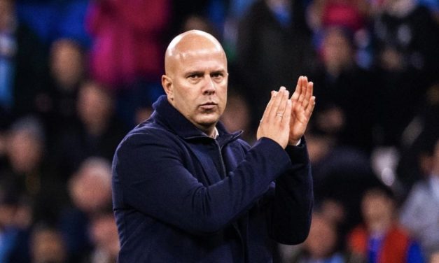 Arne Slot Ungkap Penyebab Performa Liverpool Kurang Konsisten