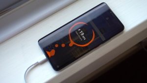 Teknologi Bypass Charging Jadi Fitur Wajib HP Gaming