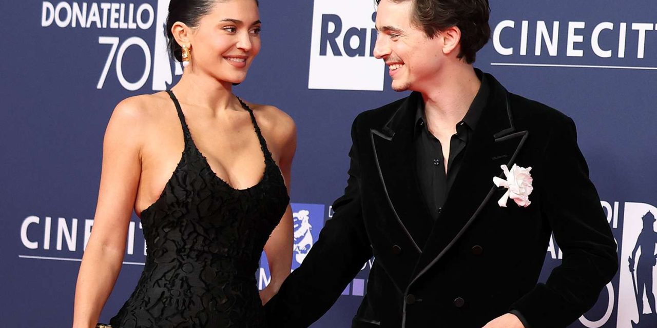 Kylie Jenner Dan Timothée Chalamet Kembali Curi Perhatian