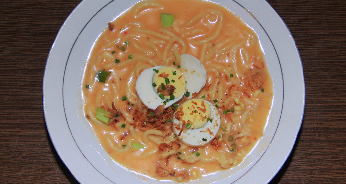 Nikmatnya Mie Celor Khas Palembang Berkuah Kaldu Ebi Kental