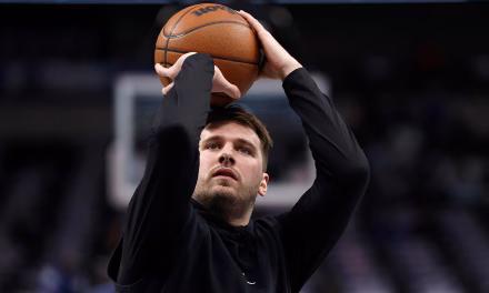 Luka Dončić Pimpin Kolektivitas Tim Lewat Assist Gemilang