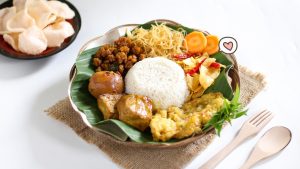 Mengenal Nasi Uduk Khas Jakarta Yang Gurih Beraroma Rempah